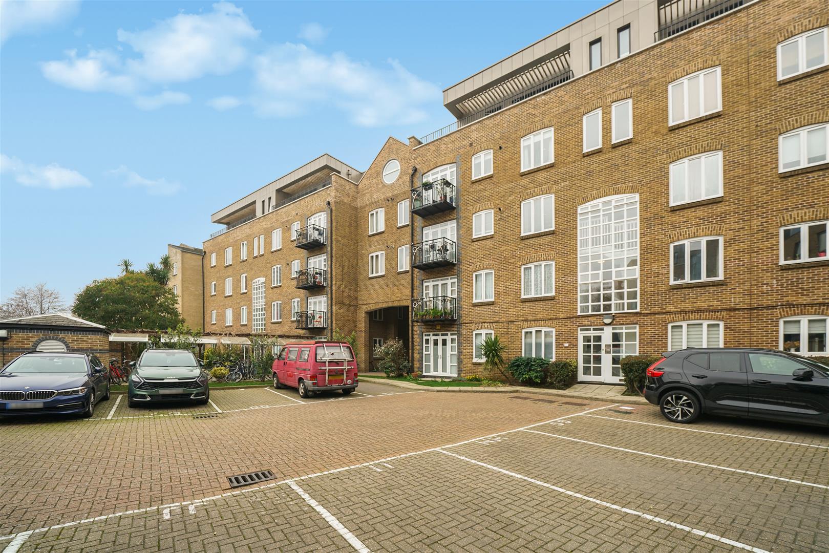 Empire Wharf, Victoria Park